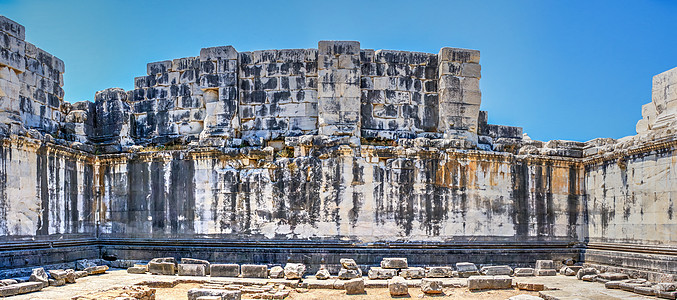 在土耳其迪迪玛的阿波罗寺内寺庙壁画文化雕塑柱子建筑学历史废墟殖民化避难所图片