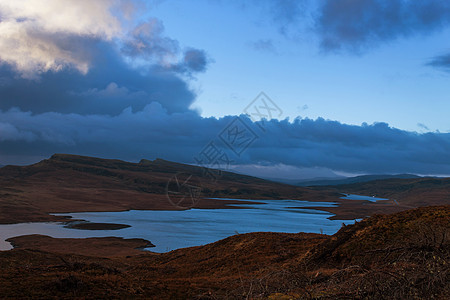 苏格兰高原山区山脉环境风暴农村顶峰旅行公园高地爬坡风景荒野图片