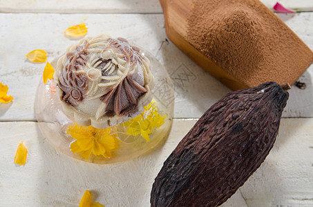秋月蛋糕灯笼盘子文化月亮黄色传统庆典食物巧克力甜点图片