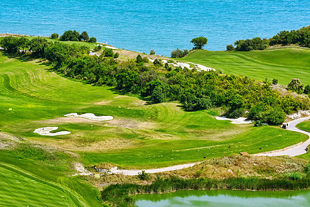 海滨高尔夫高尔夫球场海滨球道运动土地掩体环境地面草地高尔夫球场地图片