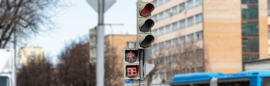 红绿灯显示红色 禁止人员通行背景控制十字路口危险信号技术旅行黄色绿色速度图片