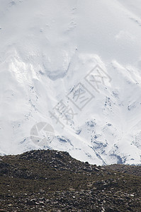 Lauca国家公园帕里纳科塔火山的斜坡地质学地质山脉荒野冻结坐骑场景风景图片