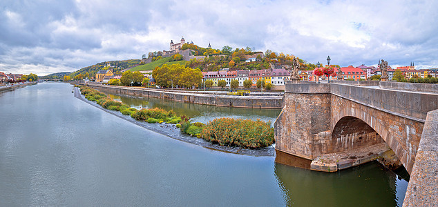 Wurzburg 主河水边和森风的Wurzburg城堡 v景观街道风景反射城市教会地区全景地标传统图片