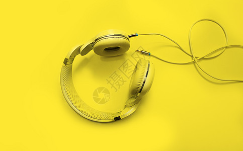 黄顶视 黄色耳机和 Aux公约 电缆3 5毫米图片