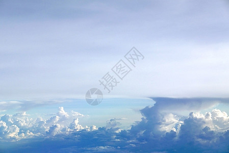 空中观测的蓝云背景 B场景蓝色天际天堂空气环境自由多云天气白色图片