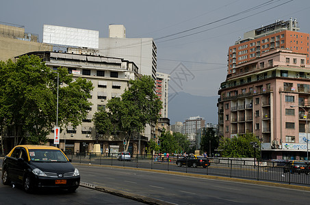 贝尔纳多奥希金斯大道市风景交通城市车辆建筑景观途径道路沥青汽车房屋图片