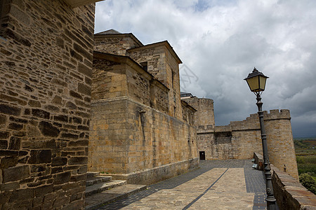 萨纳布里亚旅游寺庙历史历史性城市国家村庄建筑物教会风景图片