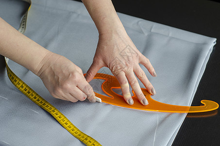 定制缝制 2号服饰缝纫裁缝纺织品命令工艺桌子衣服剪裁套装女士图片