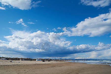寒冷冬日的荒沙滩蓝色海岸荒野海景海滩天堂海洋阳光场景太阳图片