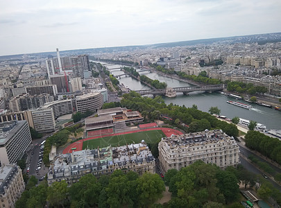 伦敦的河滨风景图片