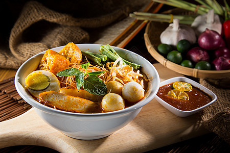 传统咖喱辣椒面汤胡椒叻沙柔佛午餐美食筷子面条厨房柠檬马来语图片