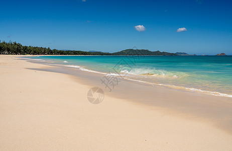 夏威夷奥胡东岸Sherwood海滩的冬季小浪海浪旅游海岸天空海洋海岸线支撑海景假期天堂图片