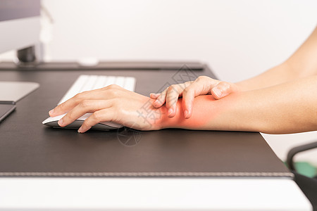 妇女手腕手腕痛 长时间使用老鼠工作身体调子综合症解剖学手指疼痛风湿病风湿扭伤办公室图片