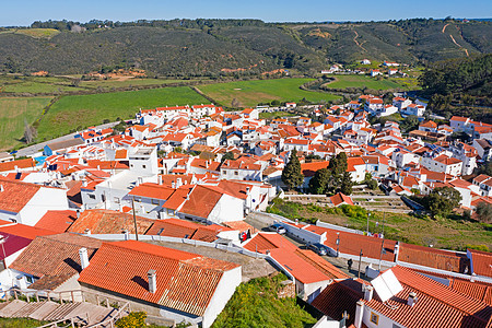 来自葡萄牙Odeceixe村的空中飞机图片