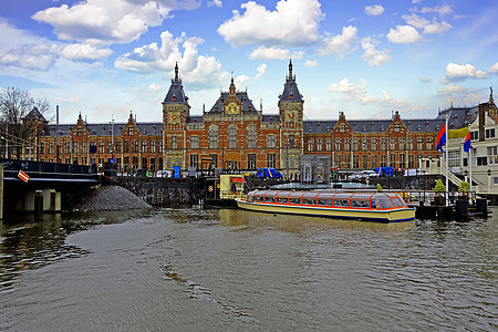 荷兰阿姆斯特丹市风景和中西相距荷兰火车建筑城市纪念碑过境地标中心历史性建筑学车站图片