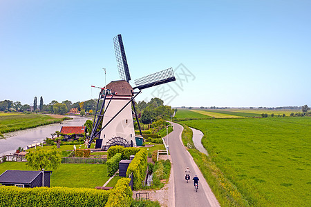 来自N区农村的 长途风力机空中飞行生态场景文化天空车轮遗产乡村建筑学农业环境图片