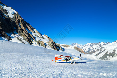 新西兰库克山 飞机飞往一个完全隐蔽的地区地标顶峰冰川旅游旅行国家白色公吨公园风景图片
