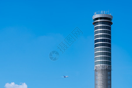 机场带有国际航班的空中交通管制塔 与国际机场连接导航货物飞行雷达安全建造空域车站空气控制图片