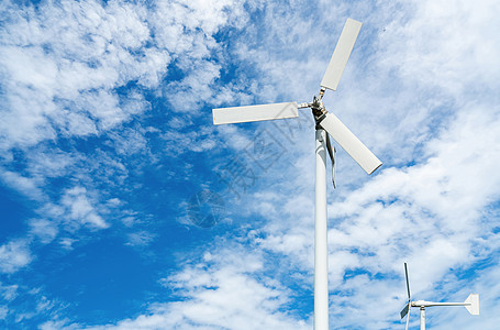 蓝天空风力农场风力涡轮机 可选择和可再生电气刀片植物环境创新生产天空螺旋桨发电机涡轮图片