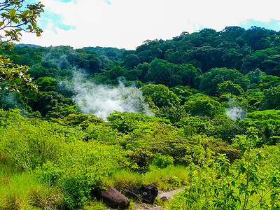 国家公园的沸水泥锅旅行丛林热带火山蓝色池塘瀑布硫酸地热天蓝色图片