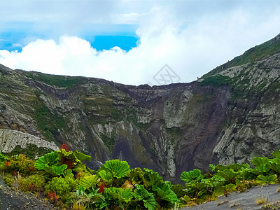 伊拉苏火山国家公园陨石环境远足喷气火山岩石爬坡气体货车危险图片