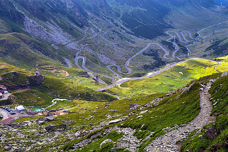 法加拉斯山的脚道和道路图片