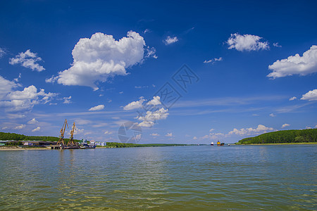 多瑙河河夏季景图片