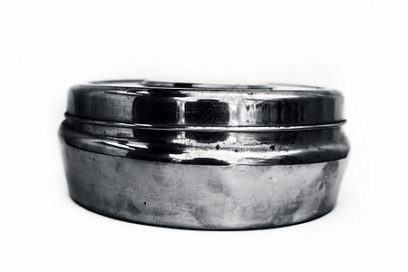 特写在白色上隔离的圆形国内不锈钢容器 用于储存 保存等用途美食平底锅厨房灰色用具金属烹饪工具饭盒工作室图片