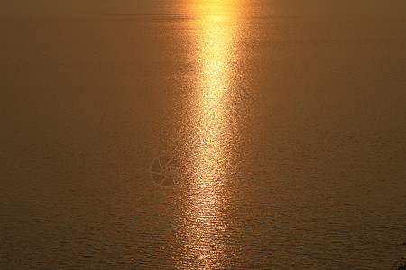 美丽的夏天日落活力夕阳黄色天空太阳天气日光晴天电线杆光效图片