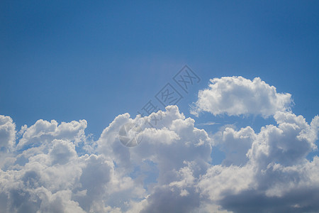 上方空顶有空白复写空间的云层背景天空航班运输旅行航空公司天堂游客假期蓝色自由天线图片