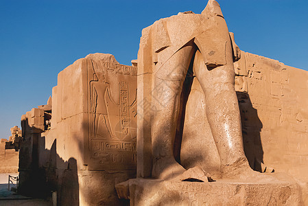 埃及卢克索有名的建筑里程碑 位于埃及卢克索市 在卡纳克寺庙大楼图片