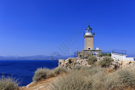希腊卢特拉基州马拉加维高山的旧石灯塔图片