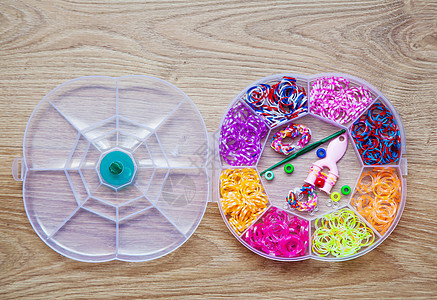 用于编织的橡胶零件组黄色松紧带工艺手镯乐队爱好塑料圆形彩虹粉色图片