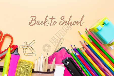 欢迎回到学校背景彩色铅笔和 st木板插图办公室生活学习传单销售创造力折扣校园图片