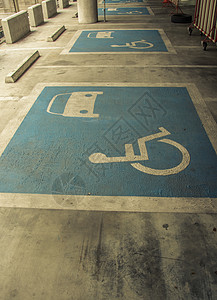 室内残疾人停车场交通生活蓝色人士公园街道白色车库黄色运输图片