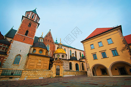 波兰克拉科夫的Wawel地标历史性宗教教会中心装饰城市大教堂城堡建筑图片