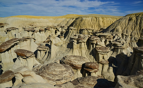 阿希斯莱帕的侵蚀造成的奇异沙岩层气候荒野国家烟囱学习地区公园荒地沙漠活动图片