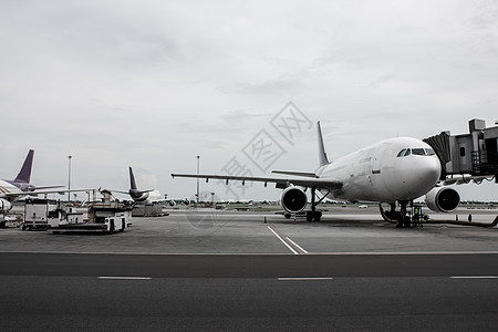 机场飞机航空飞机场楼梯座位车辆引擎航班旅游轮子飞行员图片