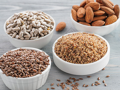 LSA 混合剂 Linseed 向日葵种子 Almonds谷物粮食杏仁纤维厨房盘子营养小麦麸质食物图片