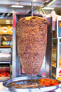 Kebab在上面 特别的bbq室外烹饪托盘图片