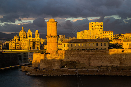 龙口的马赛尔海中地中海海洋建筑城市目的地自然天空历史日落旅游结构外观图片