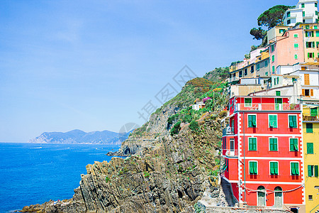 意大利利古里亚 辛克地球地的石头土地村庄运输建筑物娱乐假期港口悬崖房子图片