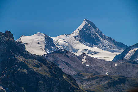 牛角 蜂鸣喇叭 铃啦 沙多林 瓦拉斯 瑞士山地极端低温天气范围风景地理地形场景蓝色图片