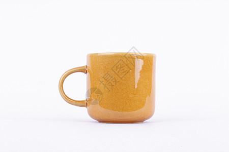 陶瓷制成的棕色咖啡杯图片