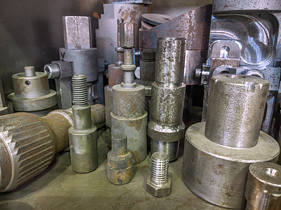 很多老旧的 生锈的机械化操纵器 股票持有者黑暗工业背面机器乔木风俗钻机制造业工具选择性机械金属工作图片