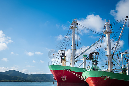货船或渔船停靠宋克拉码头码头图片