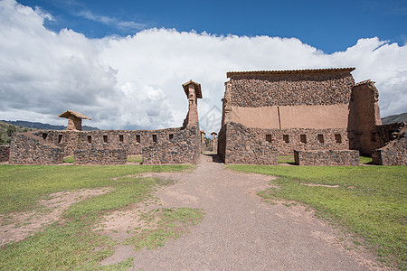 是一片废墟 位于秘鲁库斯科的蓝色天空拉丁石头旅行城市晴天建筑旅游历史性图片