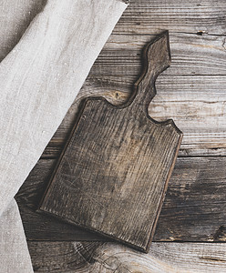 古老的空厨房棕色切面板和手柄木材食物烹饪乡村木头桌子木板图片