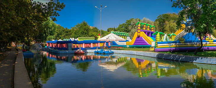 乌克兰敖德萨胜利公园景观水池孤独旅游城市情绪正方形旅行全景树木图片