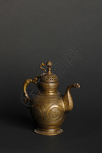 古金属用具传统古董文化雕刻装饰品黄铜投手青铜水壶手工图片